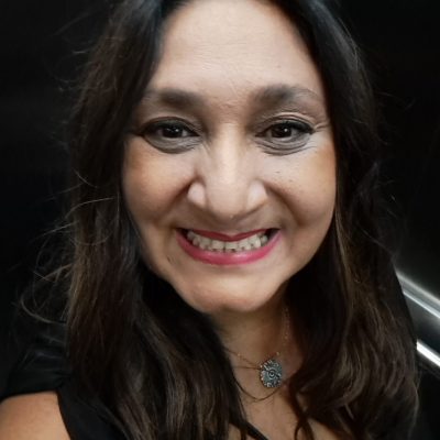 karina-paula-jaureguiberry